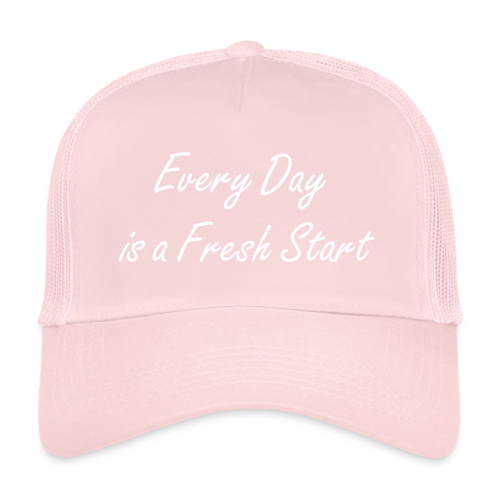 Trucker Cap "Everyday is a fresh start" - pale pink